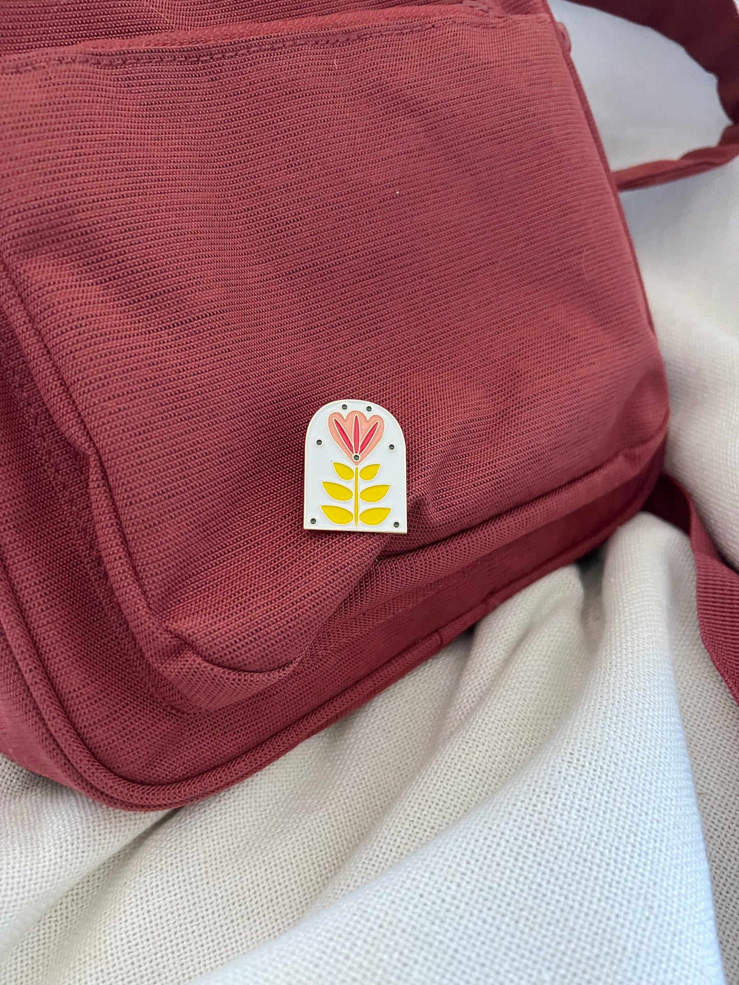 Laurel Lapel Pin