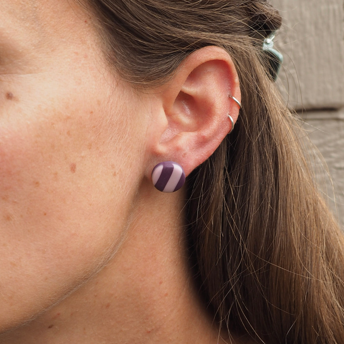 Black and White Billie Studs