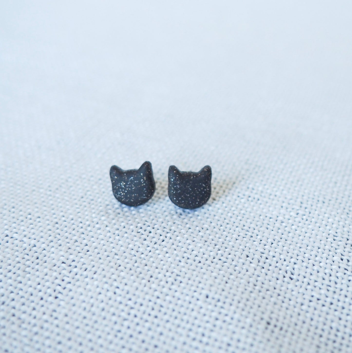 Cat Studs