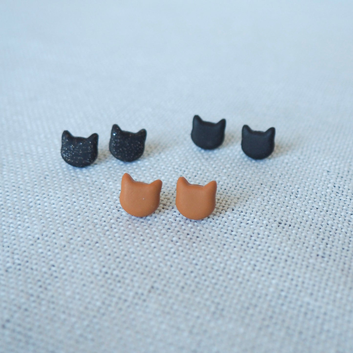 Cat Studs