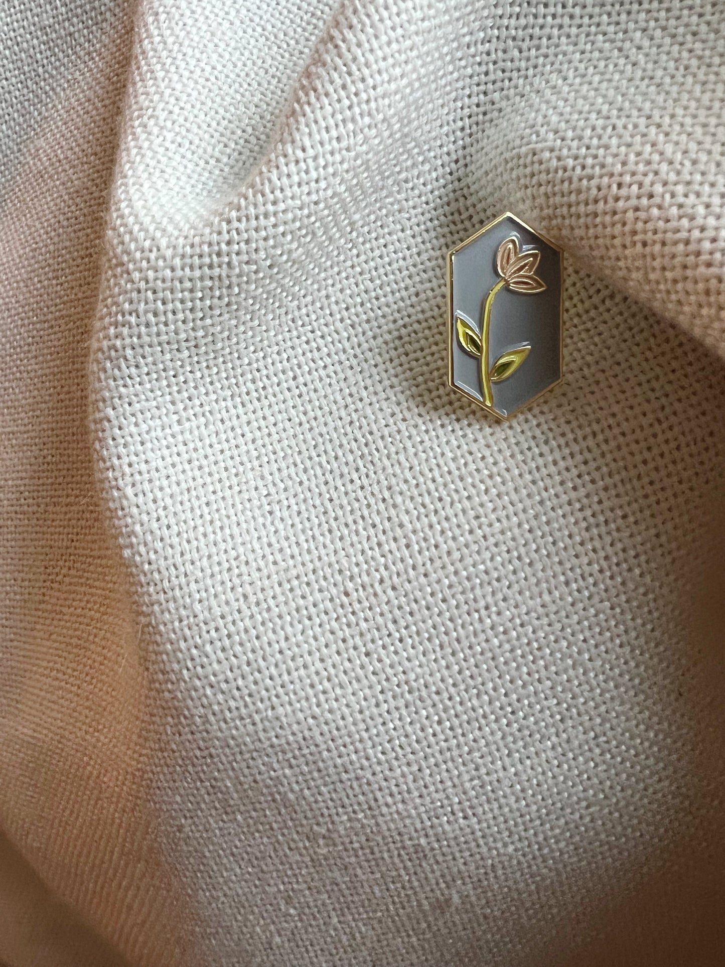 Bitty Bloom Pin