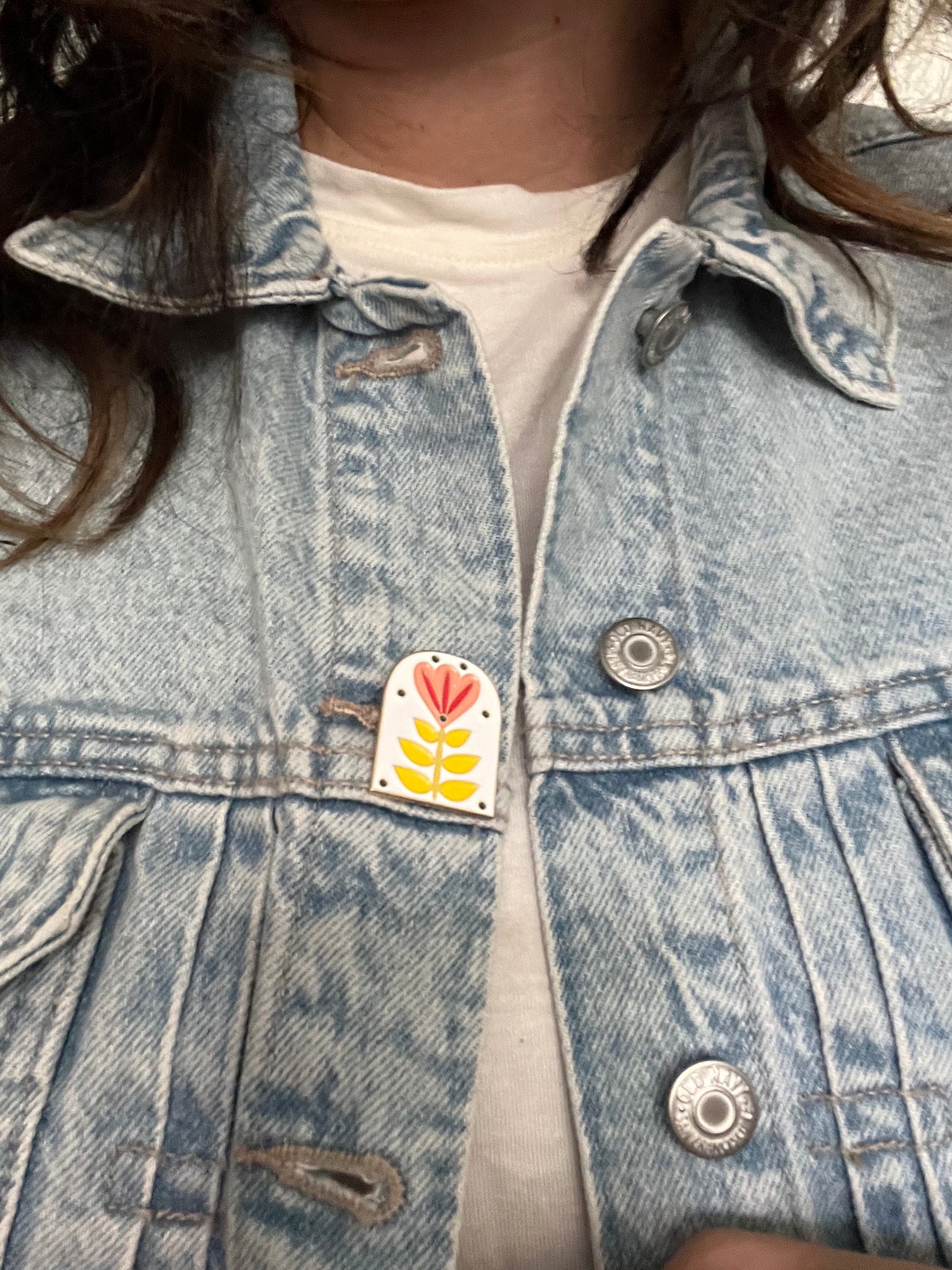 Laurel Lapel Pin